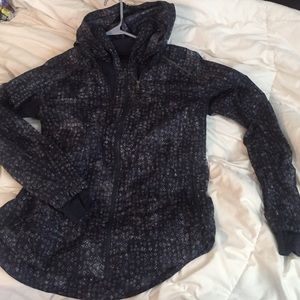 lululemon running jacket